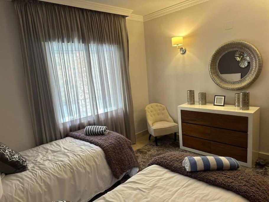 5* Serviced Apartment *